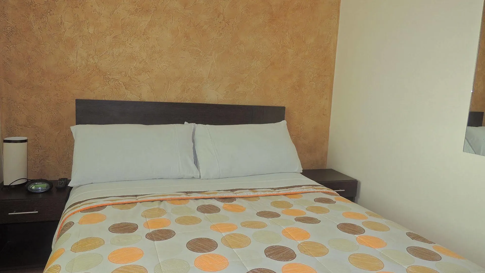 Titan Hotel & Spa Bogotá
